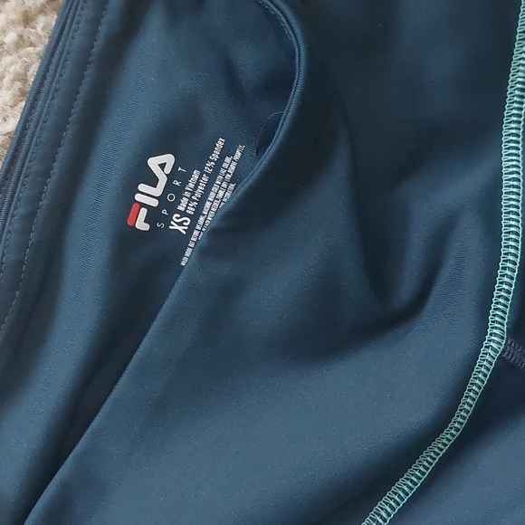 FILA Sport XS workout leggings, green with white piping stripes - Picture 5 of 6